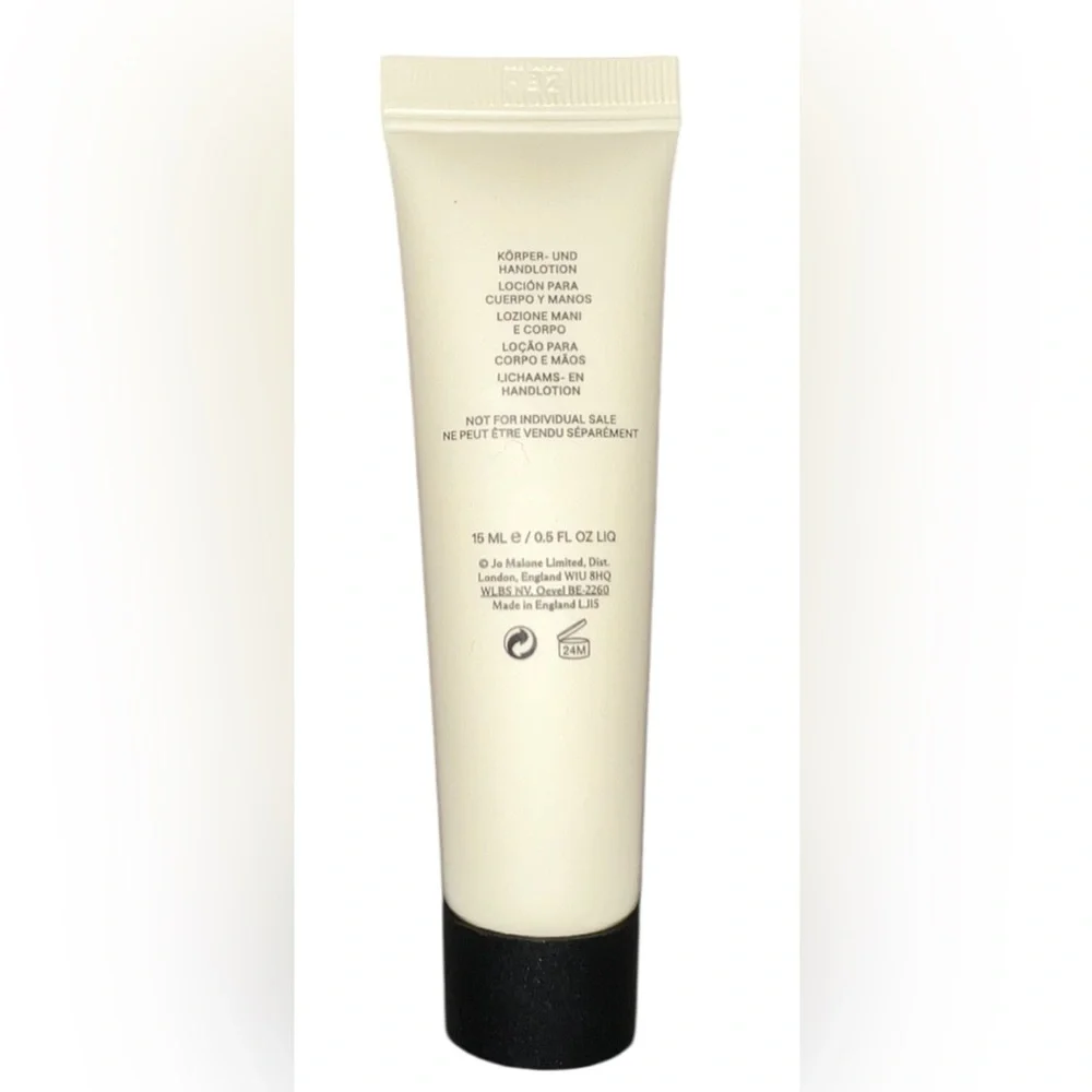 Jo Malone London Wood Sage & Sea Salt Cream Body and Hand Lotion
0.5 Fl Oz/15 ml - Picture 3 of 3